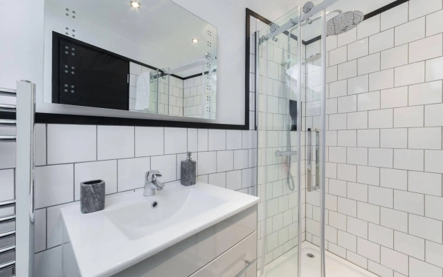 6 Portobello Road