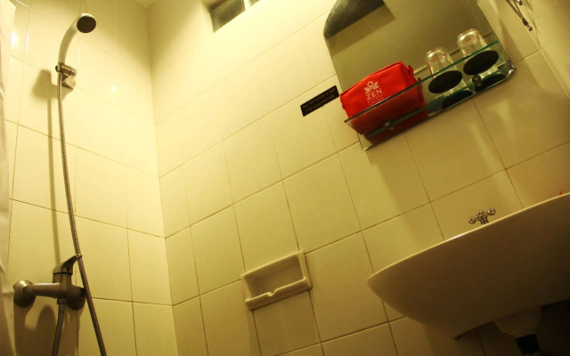 ZEN Rooms Sukajadi Sindang Sirna