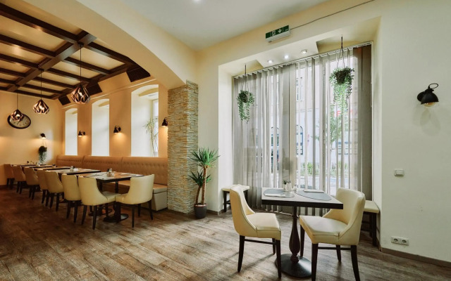 Westbahn Hotel (ex.Arthotel ANA Westbahn)