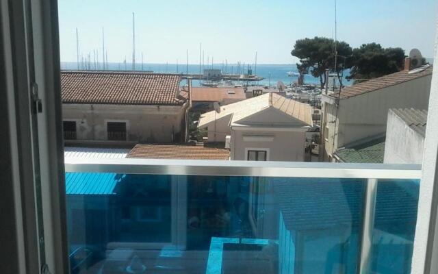 Casa vacanze Relax piazza Maria Anania vico n4