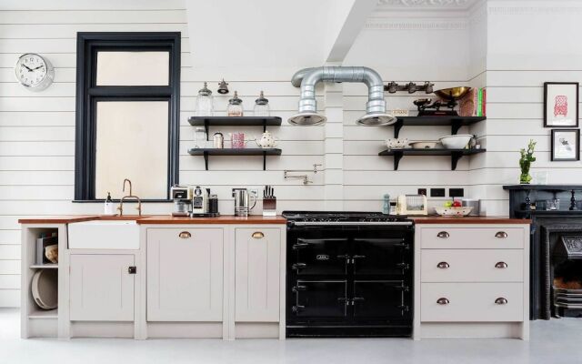 Chic Interiors near Streatham Common