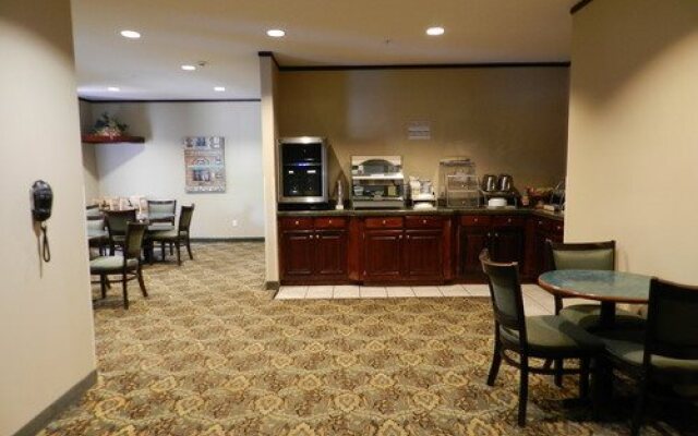 Luxury Inn & Suites