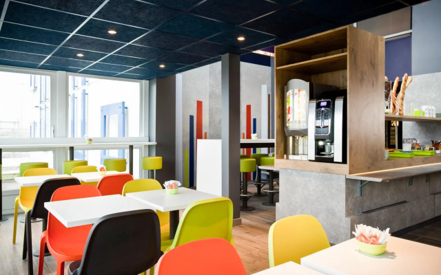 ibis budget Pontault Combault RN4 Marne la Vallée