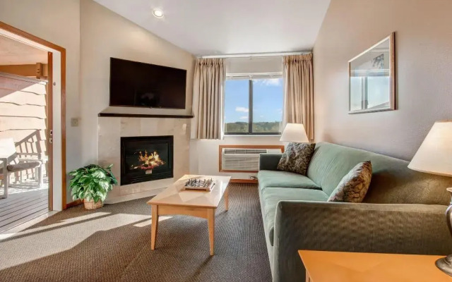 Timber Ridge Lodge and Waterpark