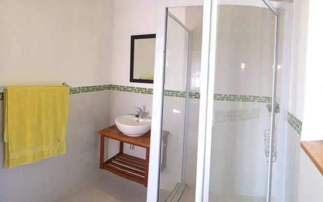 Buccaneers Backpackers