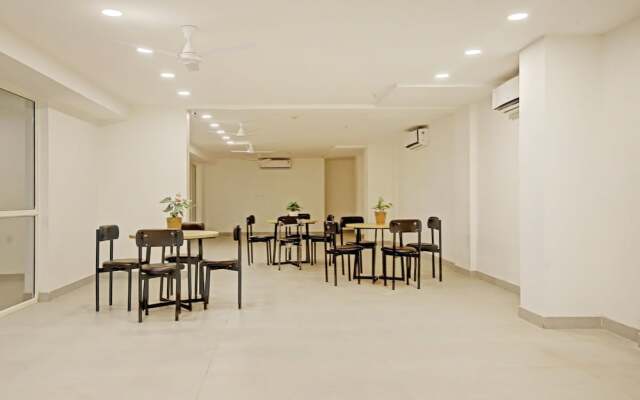 Treebo Trend Hotel Red York