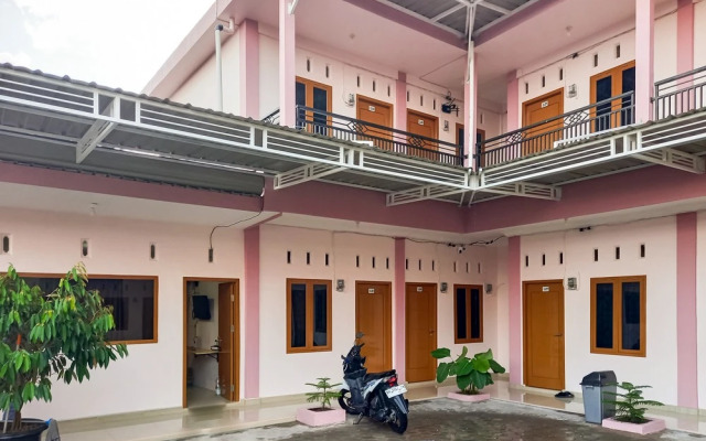 RedDoorz Syariah near JBC Jambi