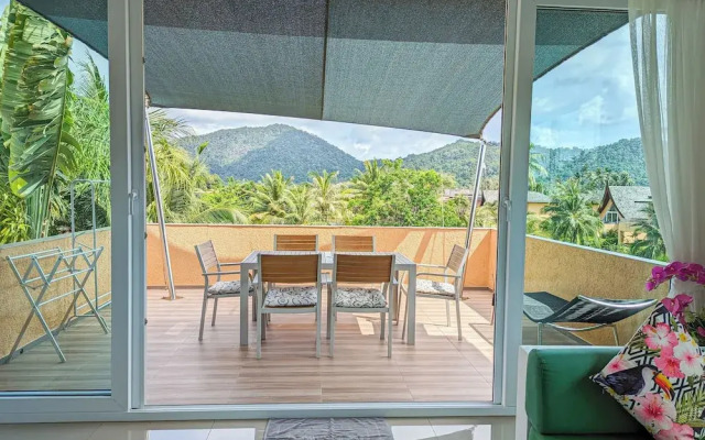 Poolside Apartments and Rooms