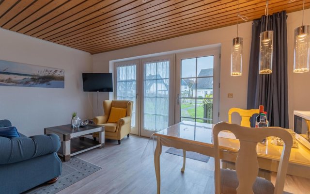 Awesome Apartment in Friedrichskoog-spitze With 2 Bedrooms and Wifi
