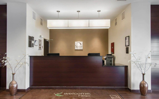 Sleep Inn & Suites Fargo Medical Center