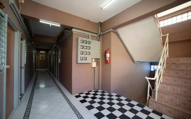 Sukhum Sukhumvit-Onnut Guest House