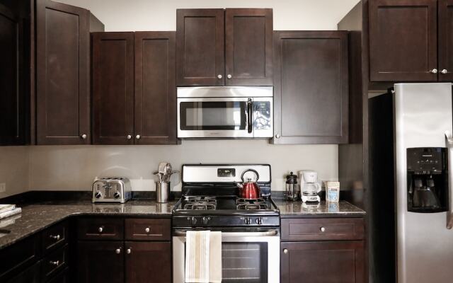 Furnished Apartments in Midtown