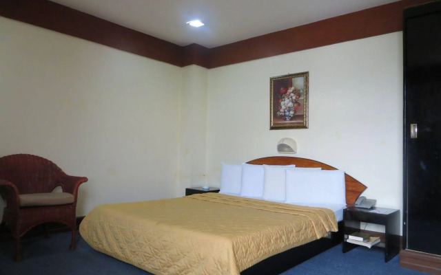 Paragon Suites