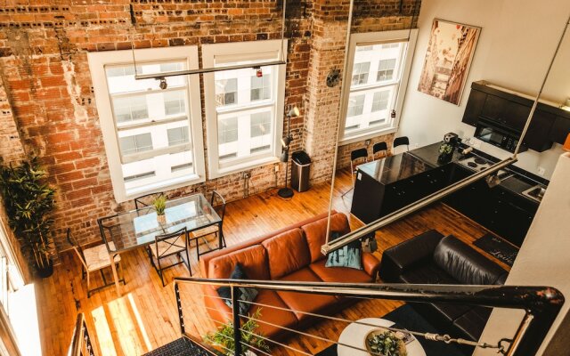 CrashPad on Main Street