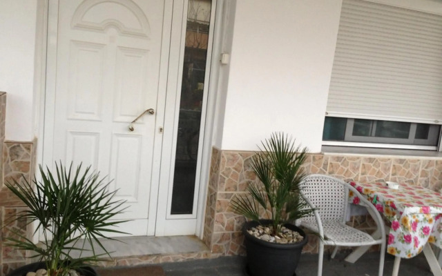 Nitsa Rooms