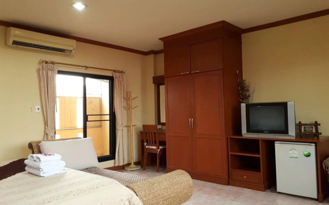 Mini Cost Apartment & Guesthouse