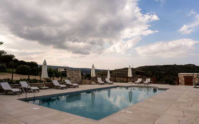 Harma Traditional Boutique Suites