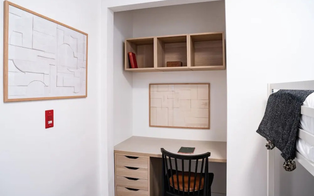 Sea Eagles Landing by Revelstoke Vacations