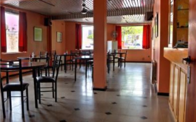 Hotel Bari