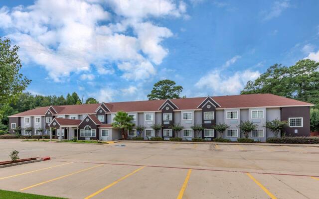 Quality Inn & Suites Longview I-20