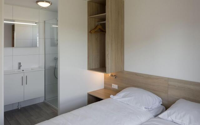 Modern Lodge With 2 Bathrooms, The Beach At 500 M