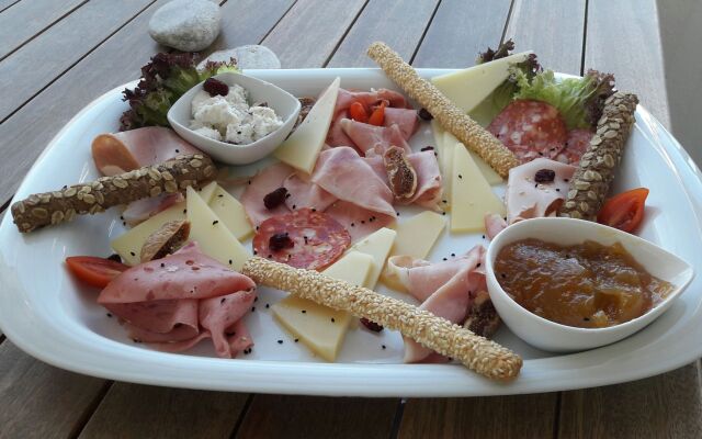 Vrahos Boutique Hotel