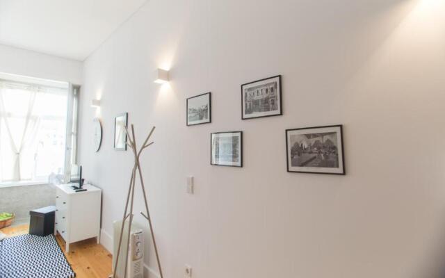 Smooth Oporto Apartment by Porto City Hosts