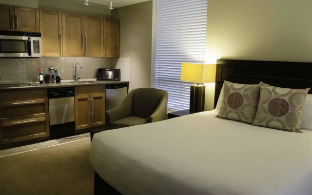 The Oswego Hotel