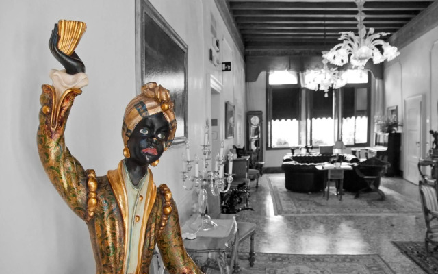 Pensione Accademia - Villa Maravege