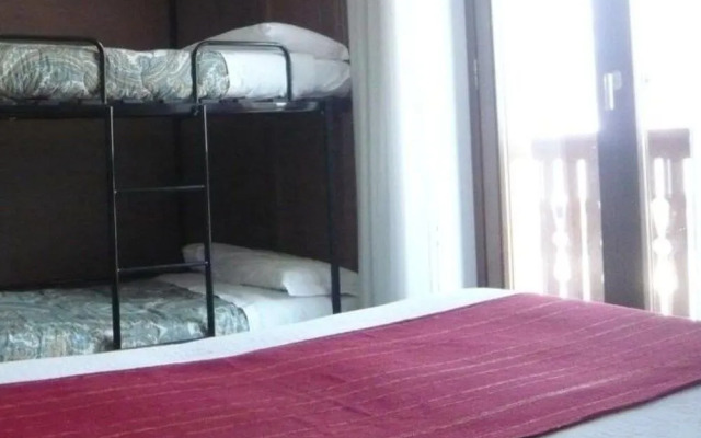 Hotel Cadria
