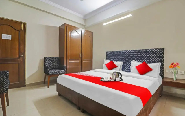 OYO 87614 Altima Suites