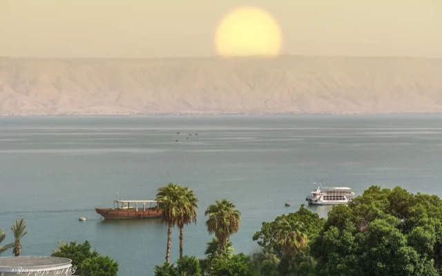 Luxury Apartment by Lake Kinneret