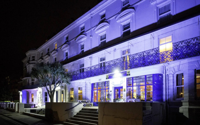 OYO The Southcliff Hotel