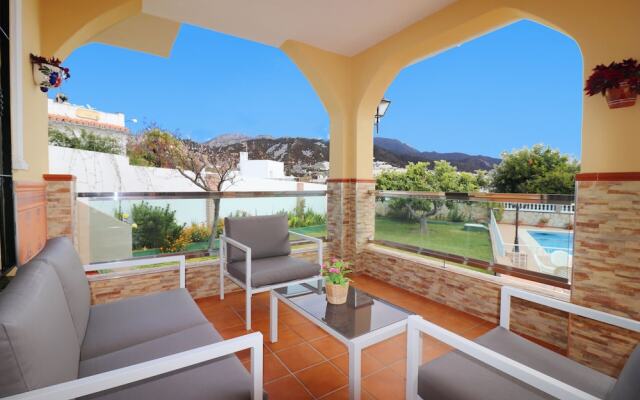 1107 Villa Salares