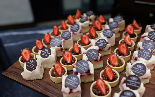 Crowne Plaza Adelaide Mawson Lakes by IHG