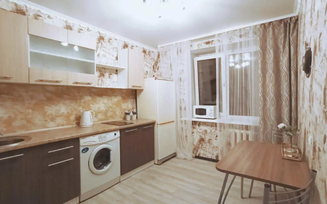 Две Подушки на улице Дуки 25