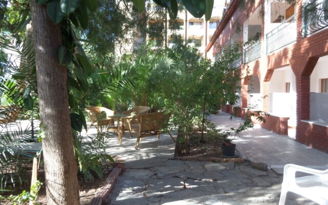 Cerit Hotel