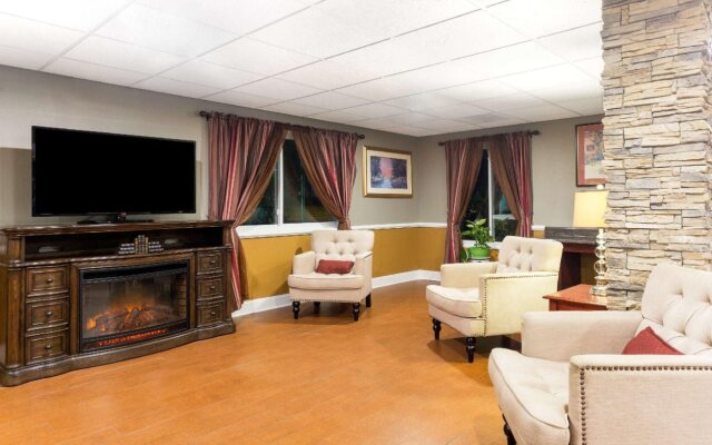 Baymont Inn and Suites