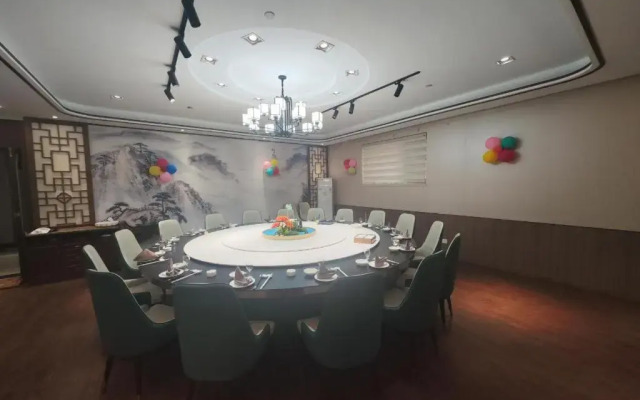 【locals】Taian Taishan District Baolongcity Square