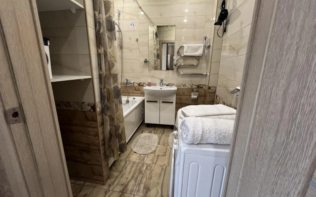 Be Home (Би хоум) на Строительном