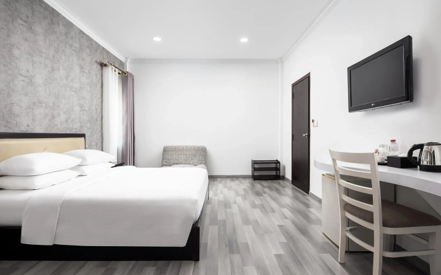 King Grand Boutique Hotel