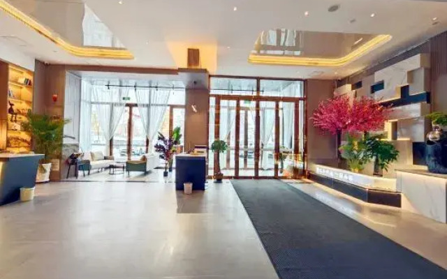 Altay Star Travel Resort Hotel