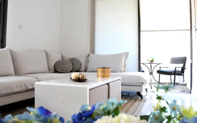 Zenobia Luxury City/Beach Apts No.1