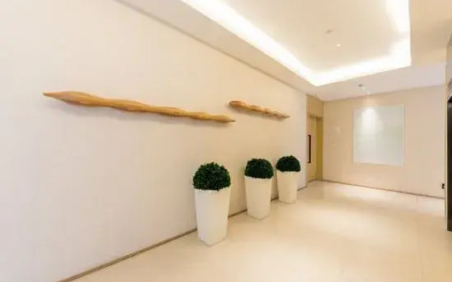 JI Hotel (Shanghai South Railway Station)