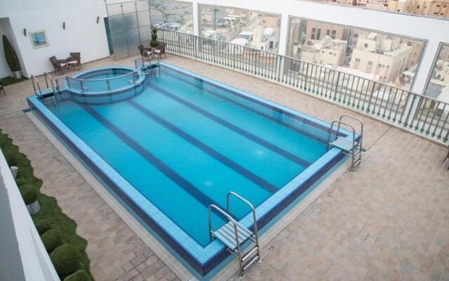 Grand Mayral Hotel
