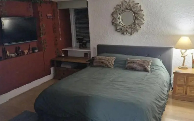 High Street Apartment Getaway in Inverurie