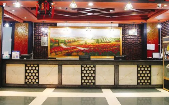 QMAX Peninsula Hotel (Huainan Top 100 Business and Trade)