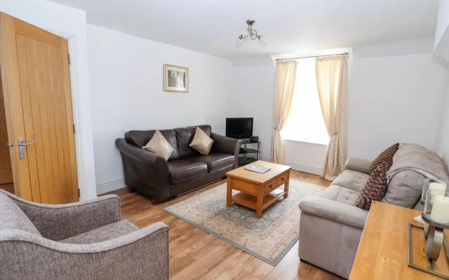 Flat 5