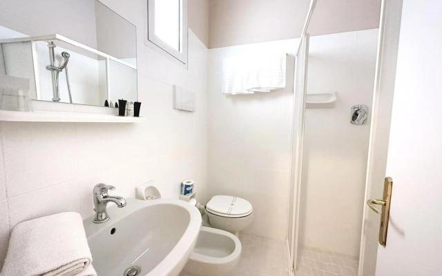 Aura Living Hotel