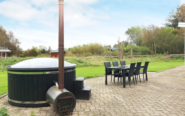 8 Person Holiday Home in Lokken-by Traum